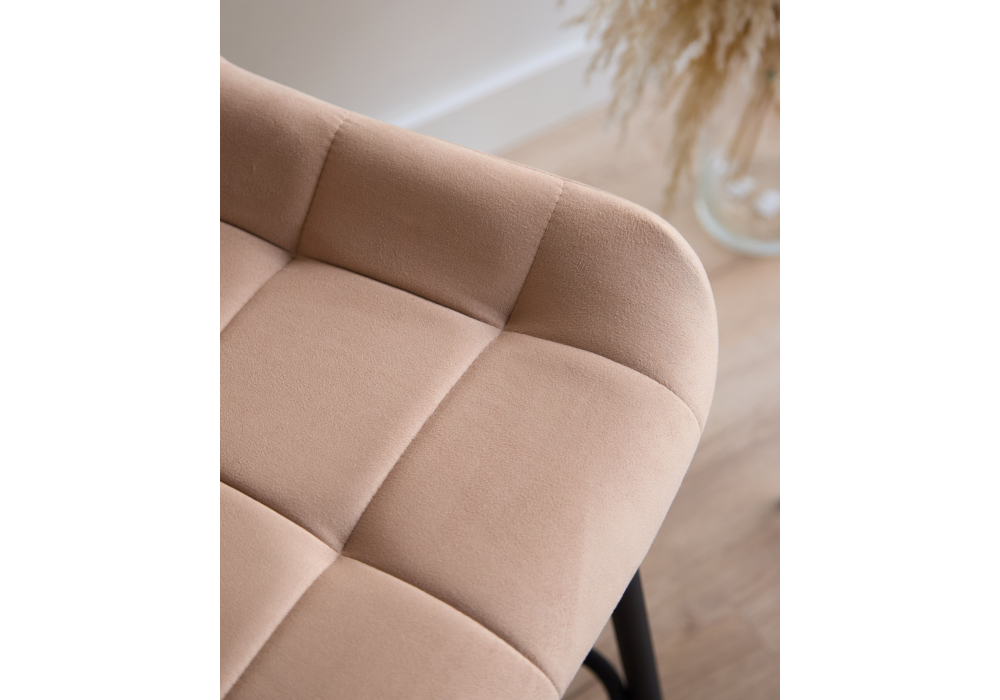 Полубарный стул Челси бежевый (zd 210) / черный